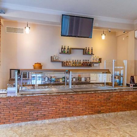 Samni Hotel Ureki Kültér fotó