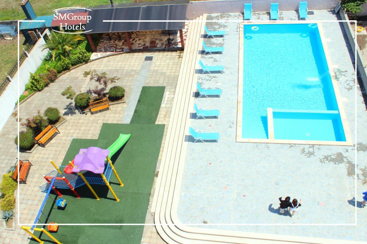 Samni Hotel Ureki Kültér fotó