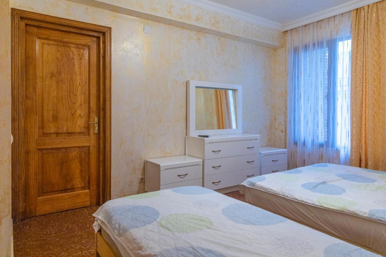 Samni Hotel Ureki Kültér fotó