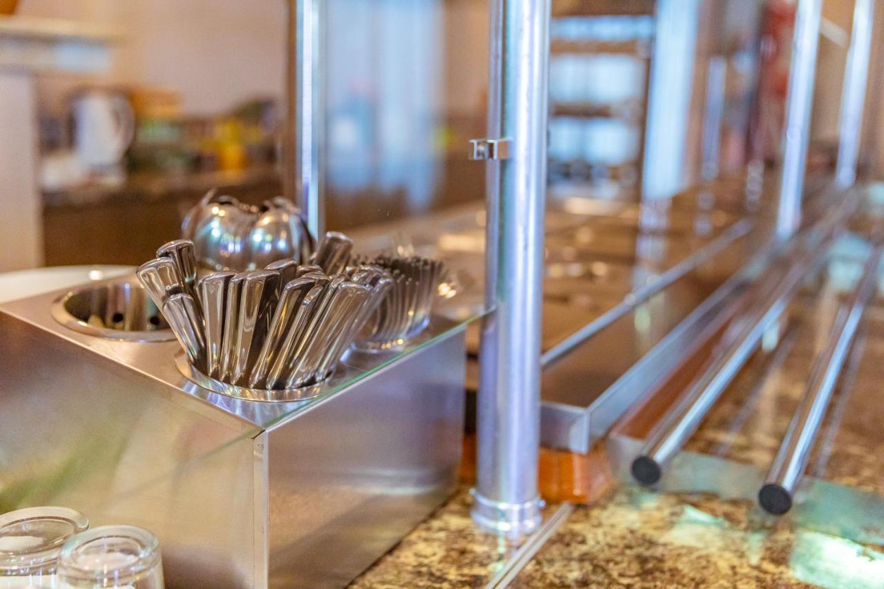 Samni Hotel Ureki Kültér fotó