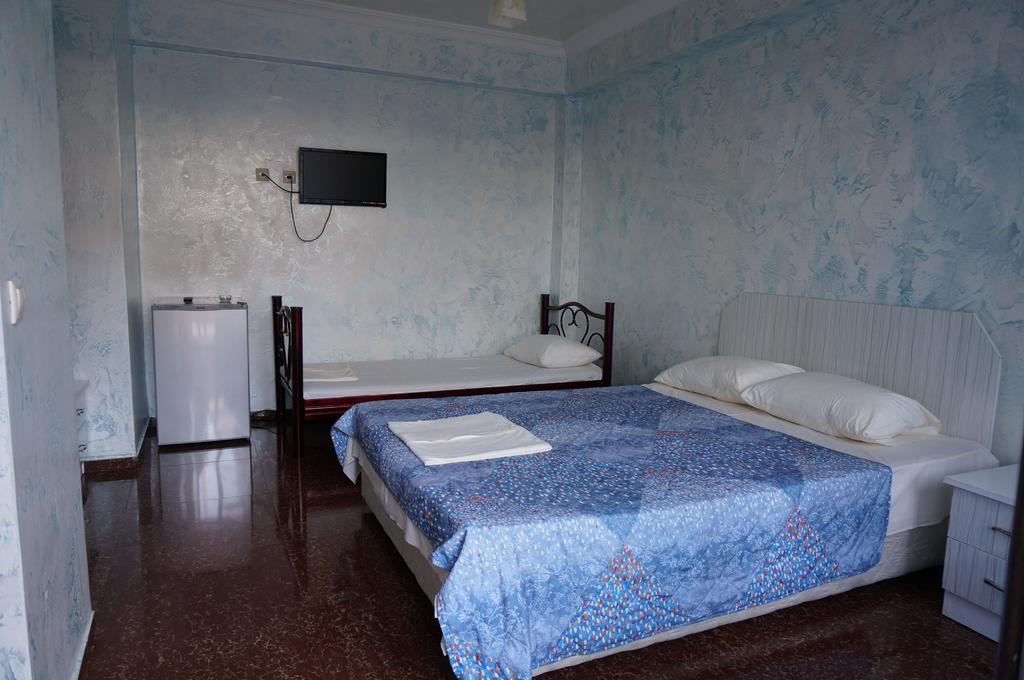 Samni Hotel Ureki Szoba fotó
