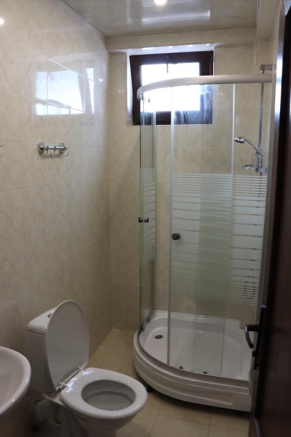 Samni Hotel Ureki Kültér fotó