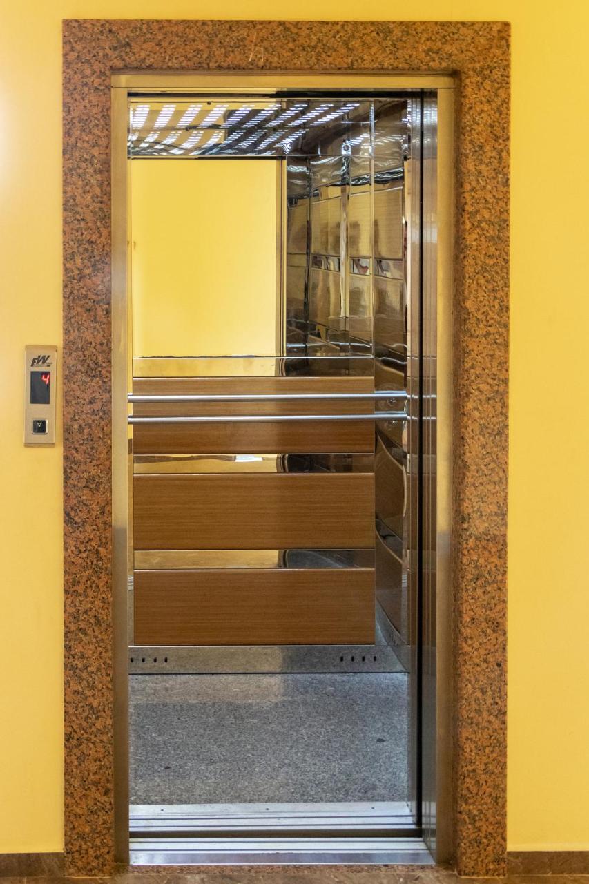 Samni Hotel Ureki Kültér fotó