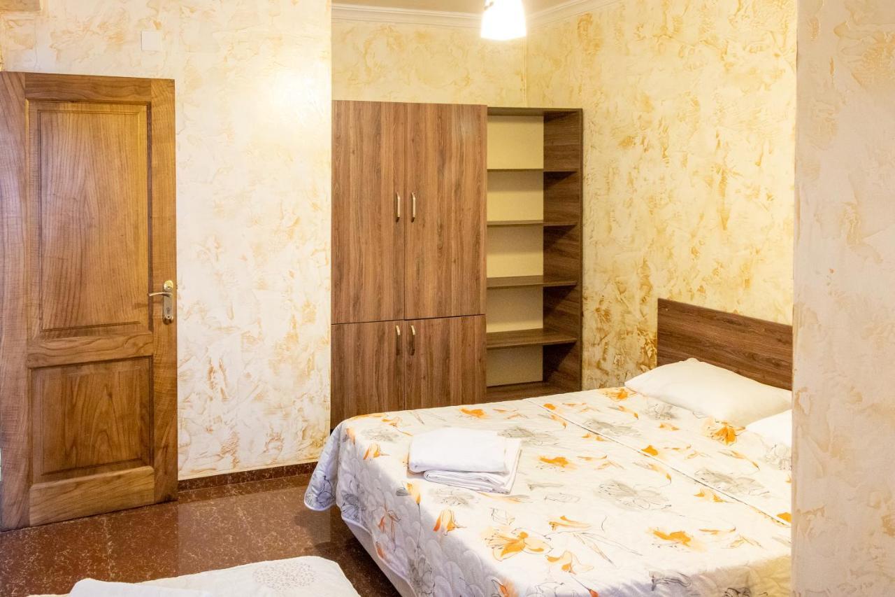 Samni Hotel Ureki Kültér fotó